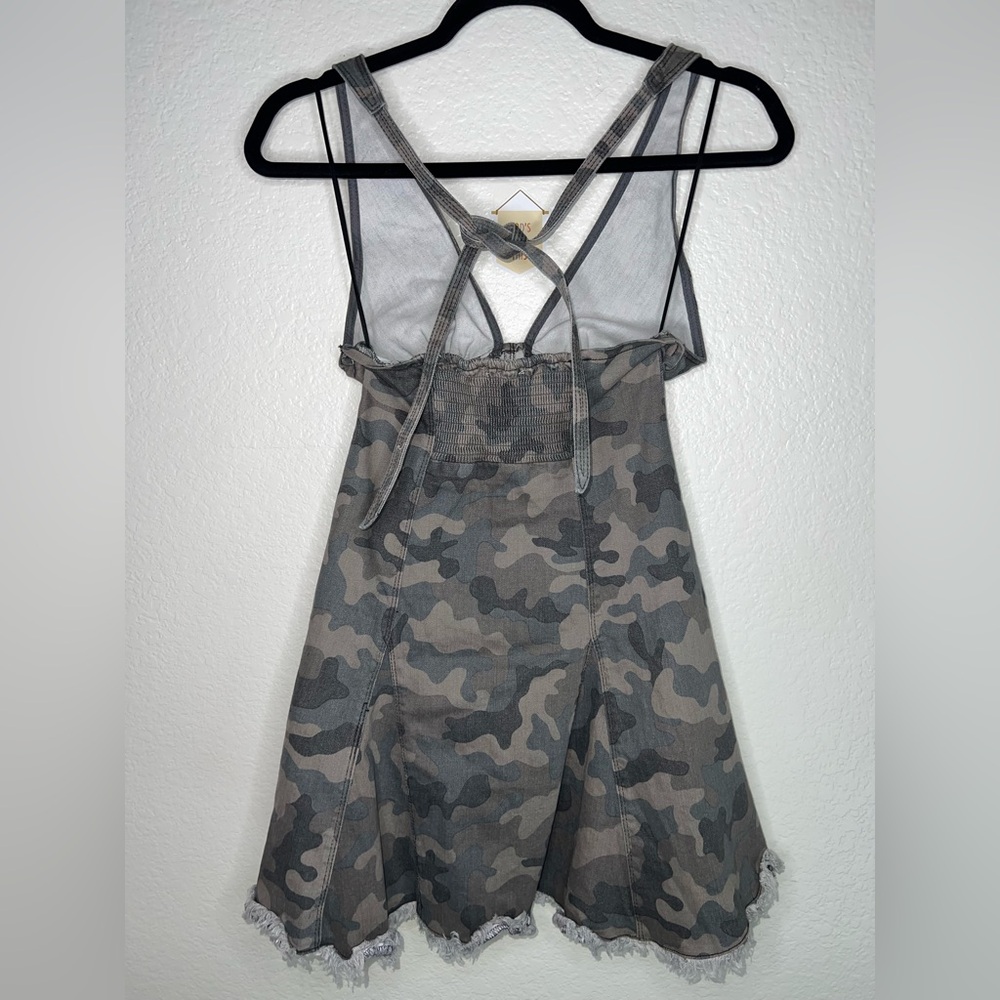 Kimchi Blue Hailey Halter Denim Dress - Picture 5 of 7
